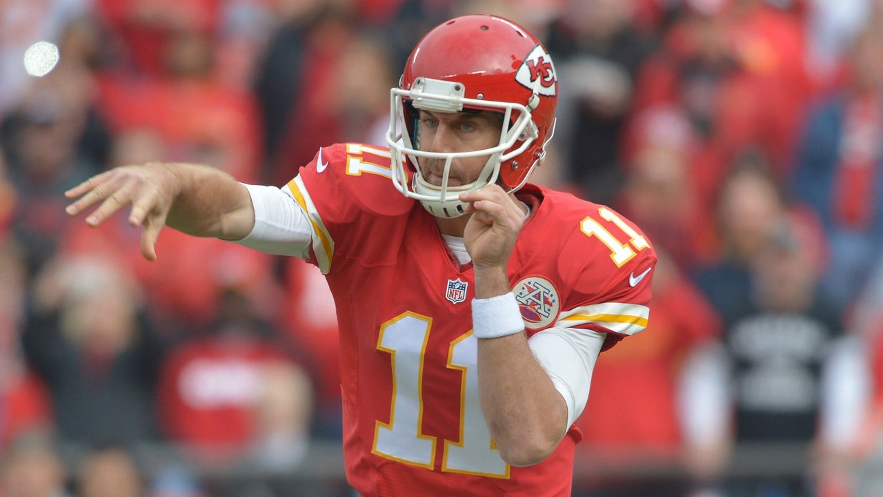 Alex Smith, Chiefs rout Raiders 31-13